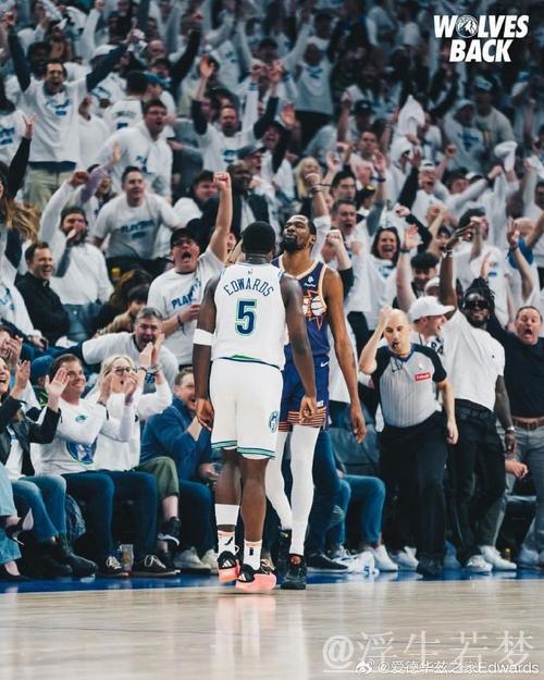 3月29日常规赛:森林狼对阵太阳 爱德华兹精彩表现 3月29日常规赛:森林狼对阵太阳 爱德华兹精彩表现