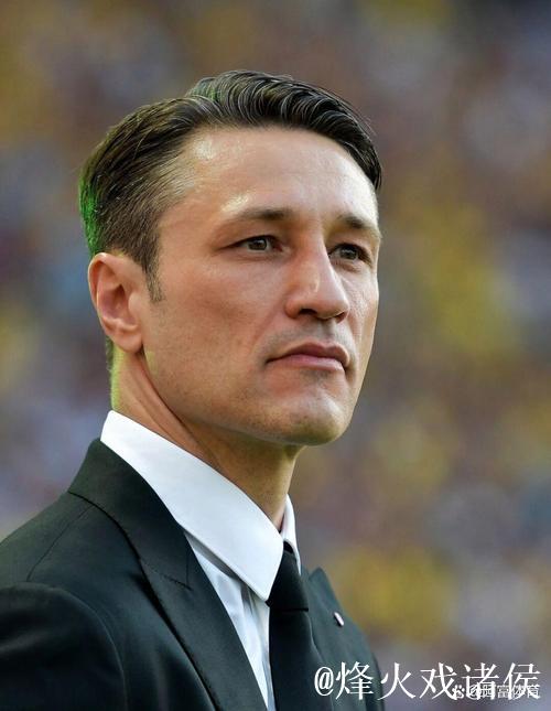 拜仁官方确认主帅科瓦奇离任，助教暂代指挥